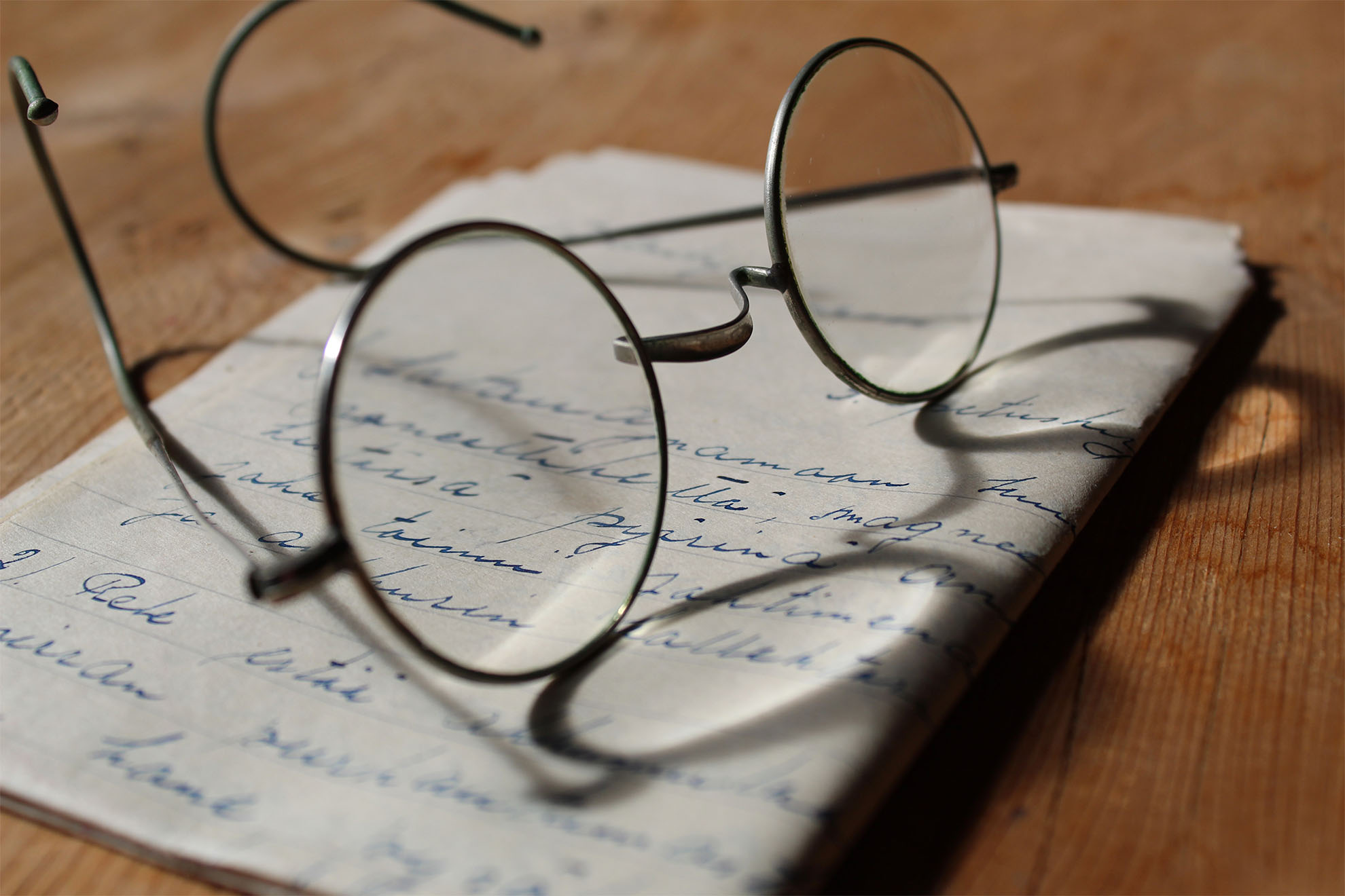 old-reading-glasses