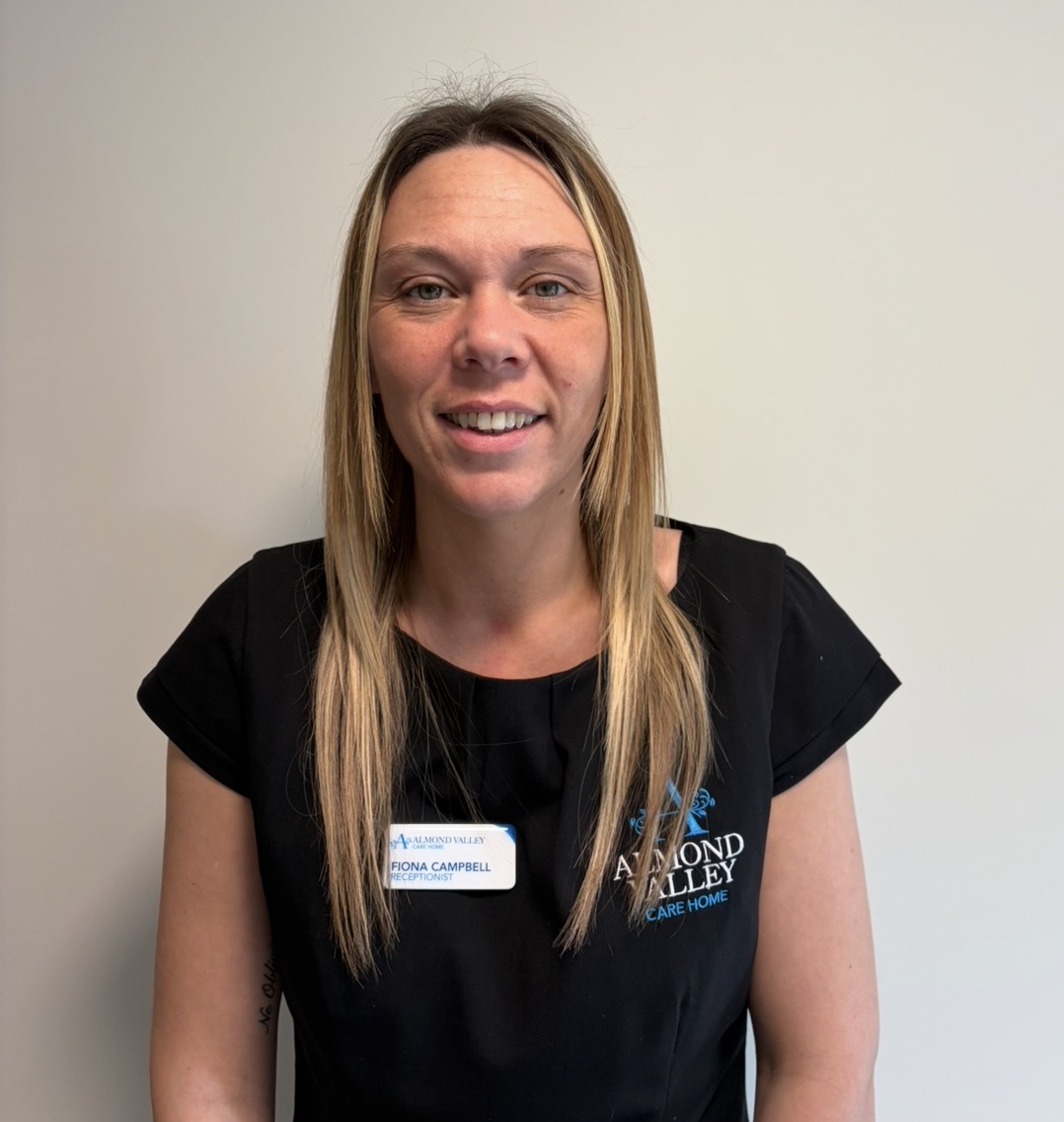 headshot of Receptionist